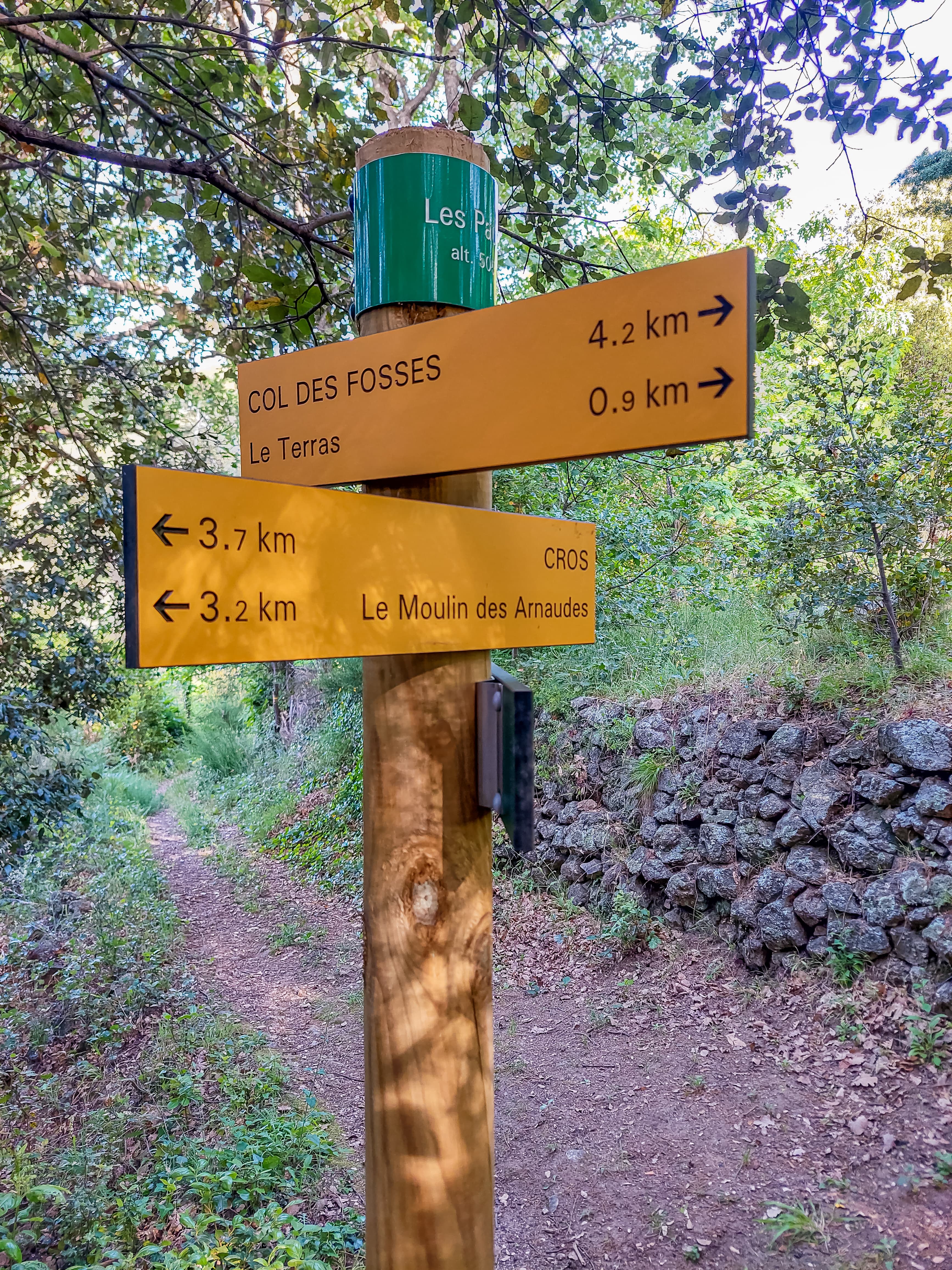 Panneaux indicateurs de randonnée